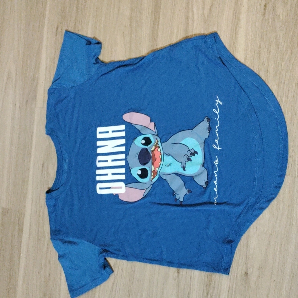 Disney shirt
